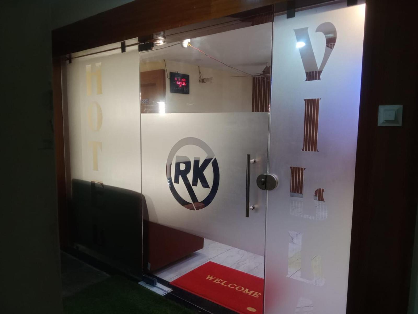 Hotel Rk Villa Vadodara Buitenkant foto